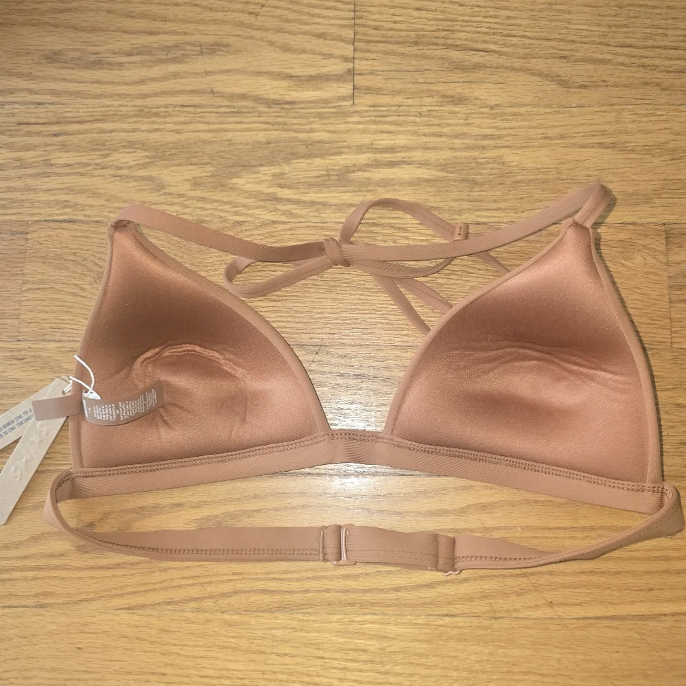 BNWT SKIMS Iconic Swim Push-up Triangle Bikini Top